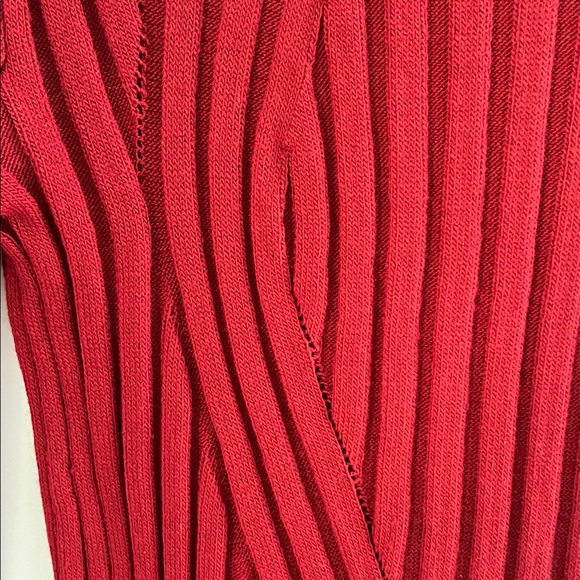 Red Ribbed Long Sleeve Sweater - Picture 2 of 6